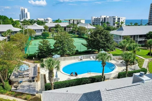 Building Photo - Cute fully furnished 1-Bedroom Codo in Seagrove Beach