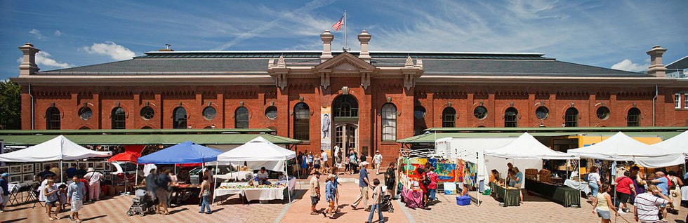 Eastern Market - 237 11th ST SE