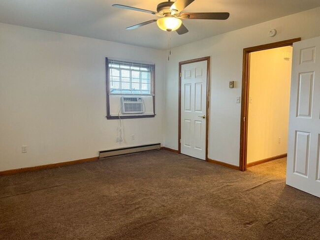 Building Photo - 101 Lyons Ave