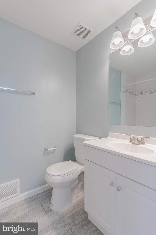 Building Photo - 14405 Black Horse Ct