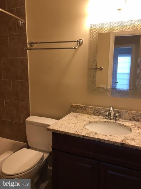 Building Photo - 2693 Maple Ridge Dr