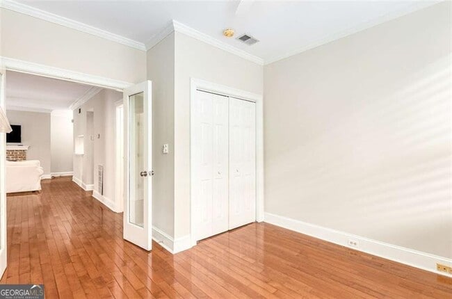Building Photo - 2840 Peachtree Rd