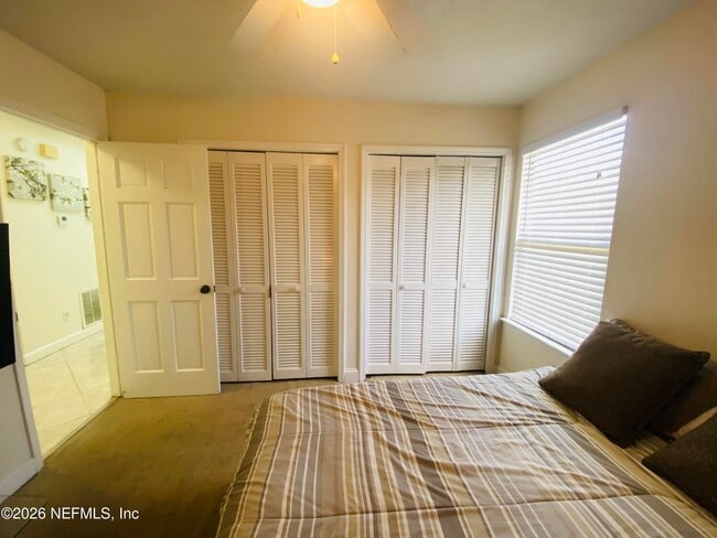 Building Photo - 2280 Ironstone Dr E