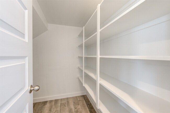 Building Photo - 2623 Finley Ln
