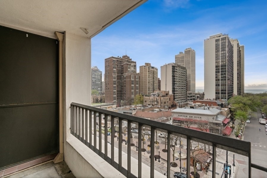 Building Photo - 1030 N State St