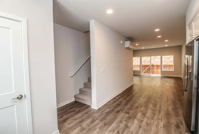 Building Photo - 10942 NE 189th St