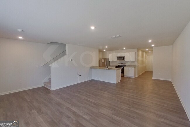 Building Photo - 307 Ironwood Ct