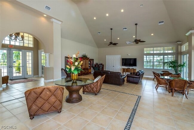 Building Photo - 4246 Liron Ave