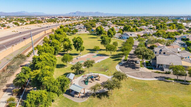 Building Photo - 1692 S Parkcrest Ct