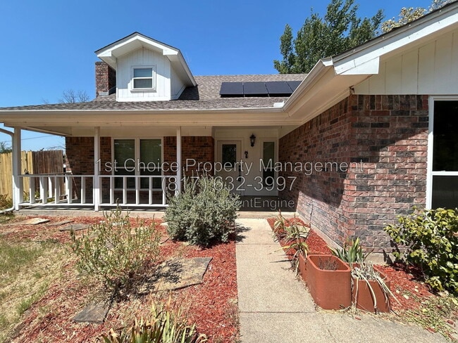 Building Photo - 1516 Oakridge Ct W