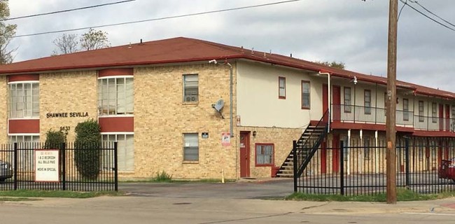 Primary Photo - Shawnee Sevilla Apartments