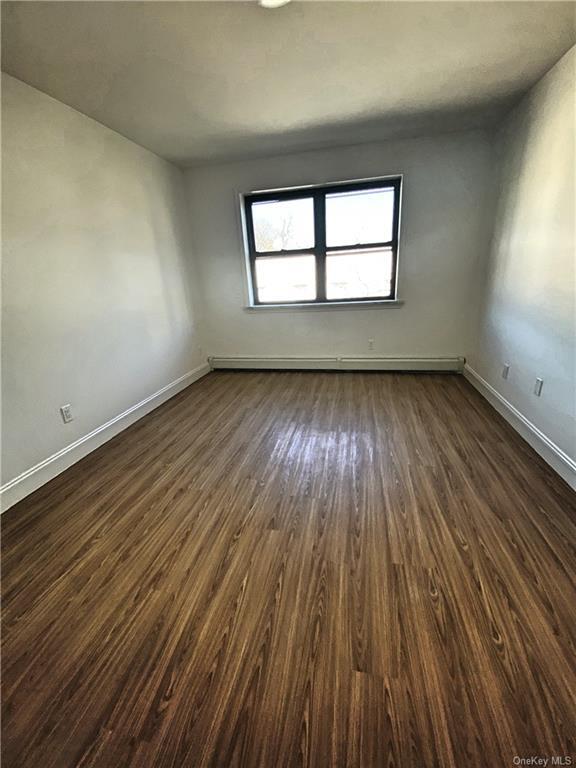 Building Photo - 281 W 234th St