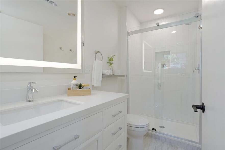 Building Photo - 524 N Wharton St