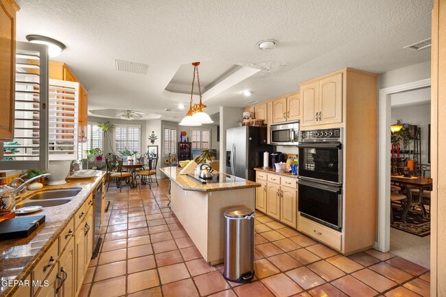 Building Photo - 851 Via Alegre Ln