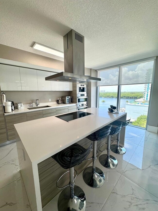 Building Photo - 330 Sunny Isles Blvd