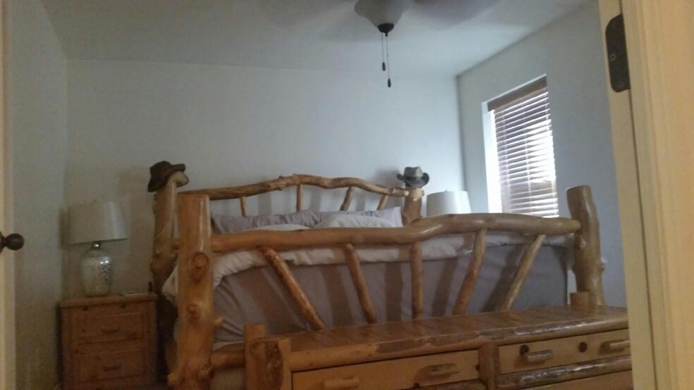 Building Photo - 5294 Bridle Cir