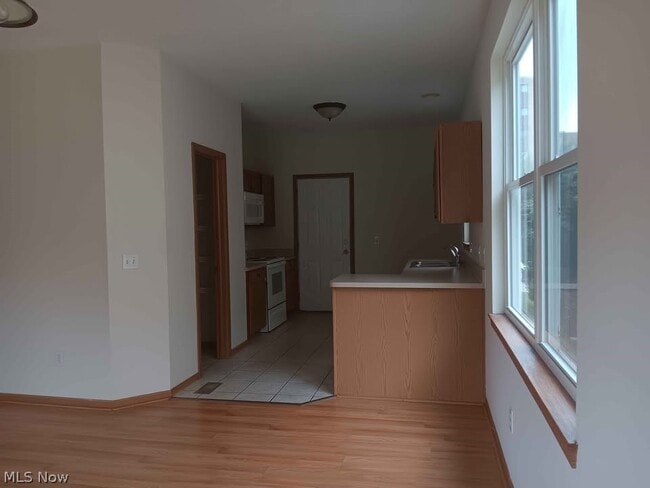 Building Photo - 4183 Westbrook Dr