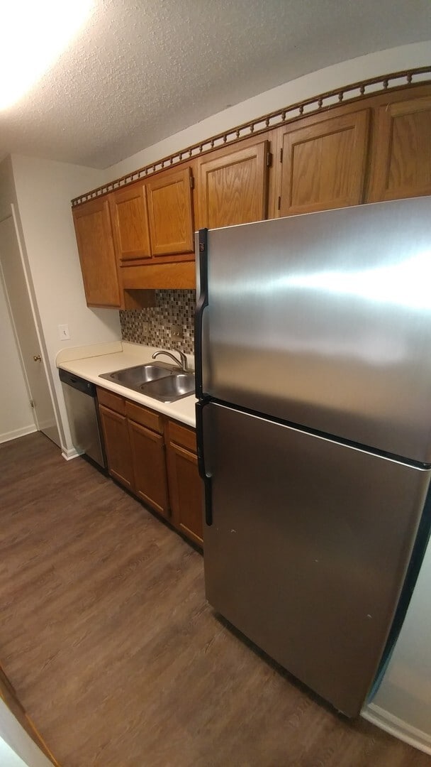 Building Photo - Nice 2 bedroom 2 bath condo - Great Location