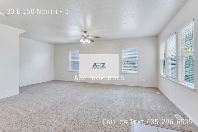 Building Photo - 33 E 150 N