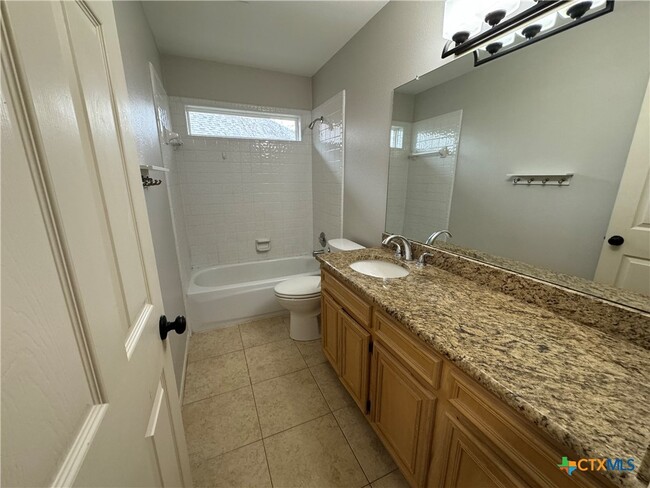 Building Photo - 617 Dunbar Dr