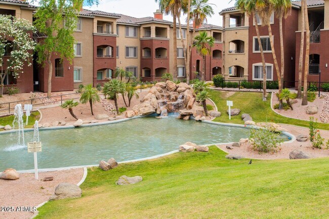 Building Photo - 5401 E Van Buren St