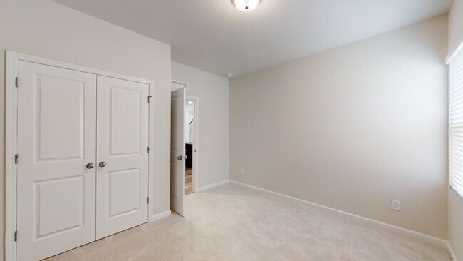 Building Photo - 103 Silver Fir Ln