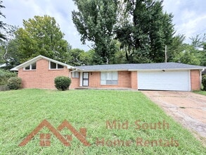 Building Photo - 480 Whiteville Ave