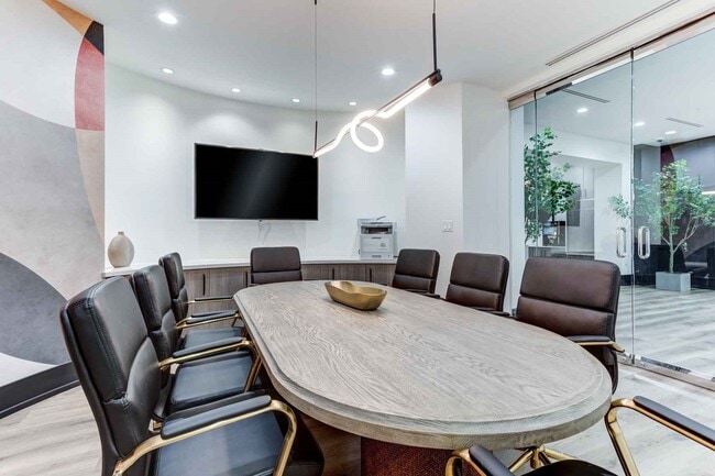 Building Photo - 2033 S Gessner Rd