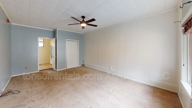 Building Photo - 170 Birch Ln