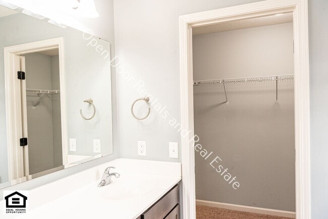 Building Photo - 6031 Melan Cove