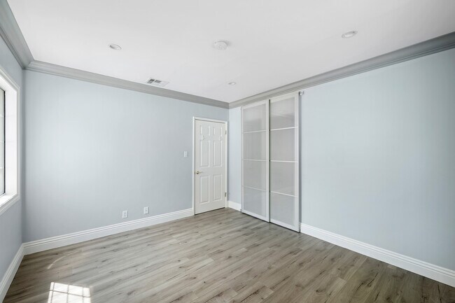 Bedroom 3 - 4839 Lowell Ave