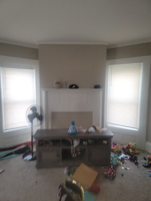 Building Photo - 232 Elm St