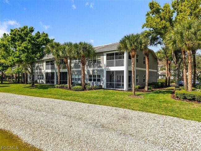 Building Photo - 12151 Summergate Cir