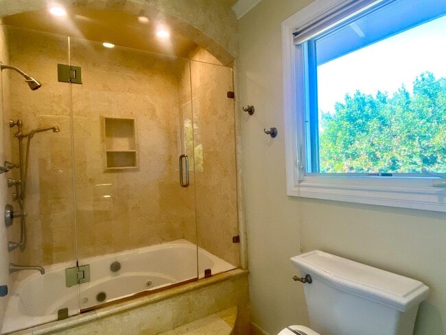 Building Photo - 852 Arcturus Cir