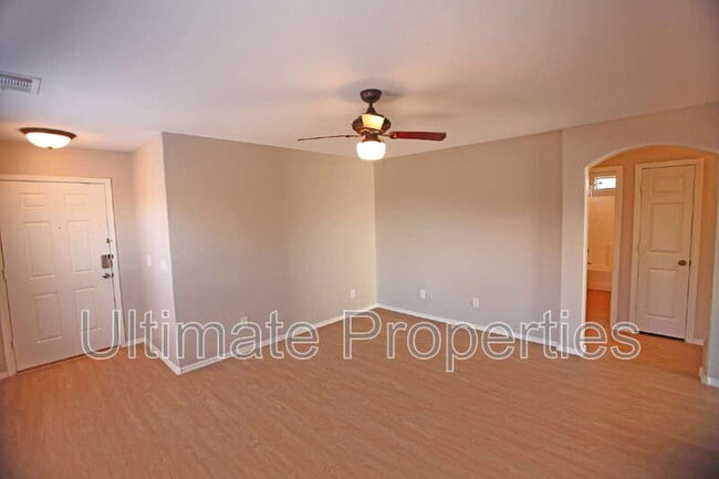 Building Photo - 21532 W Durango St