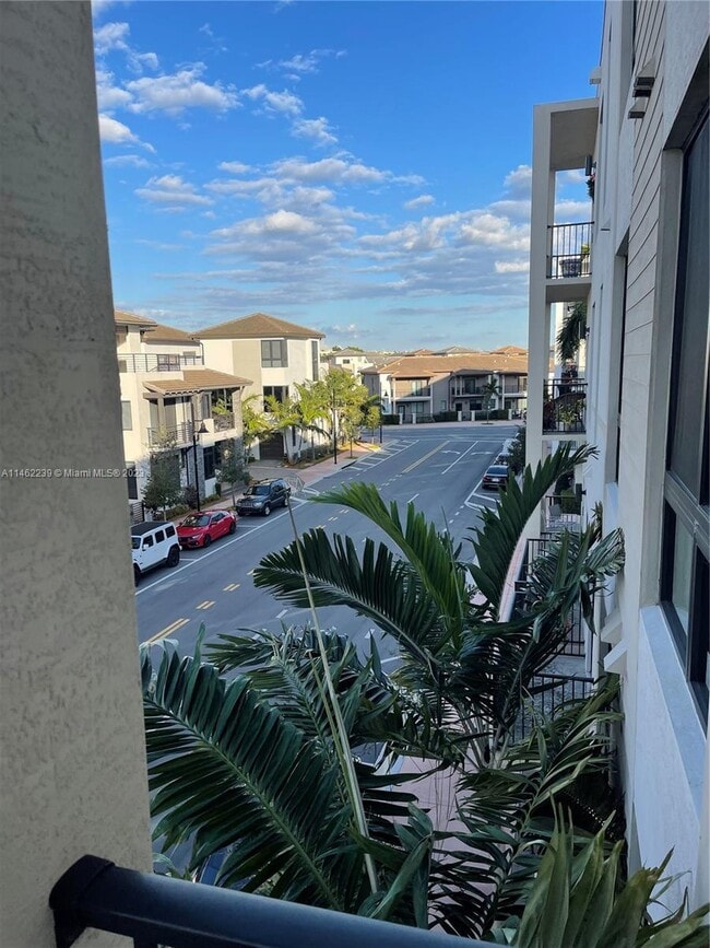 Building Photo - 4740 NW 84th Ct