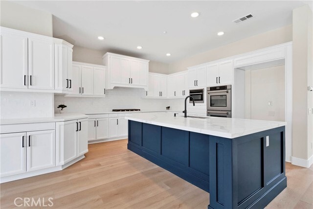 Building Photo - 7945 Horizon View Dr