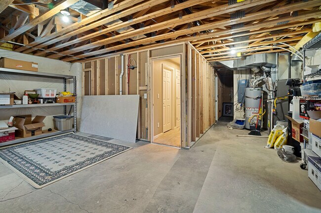 Building Photo - 66 N 205 W