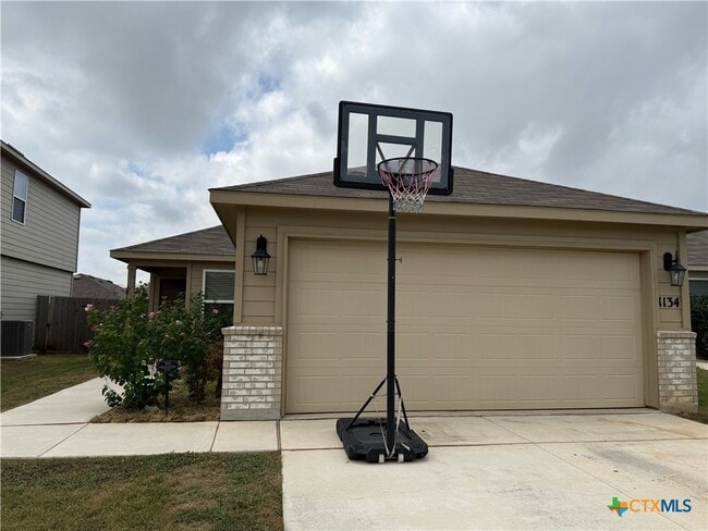 Primary Photo - 1134 Gracie Wy