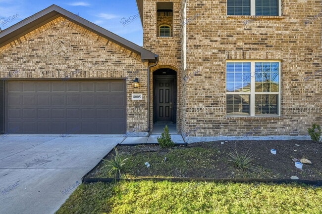 Building Photo - 8005 Gangway Dr