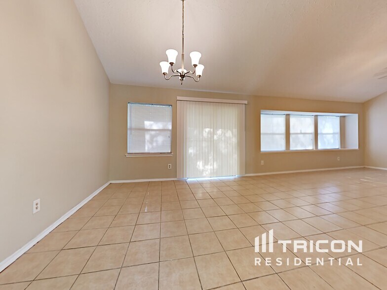 Building Photo - 9515 Denbridge Dr