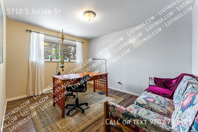 Building Photo - 5710 S Julian St