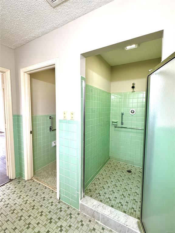 Building Photo - 535 Larkin Ln