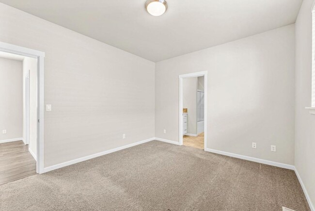 Building Photo - Modern Yelm Home Near JBLM | 3 Bed, 2.25 B...