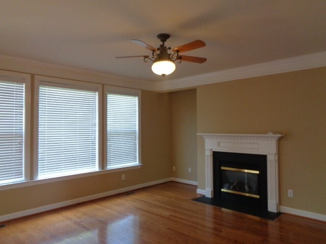 Building Photo - 3052 Brookview Forest Dr