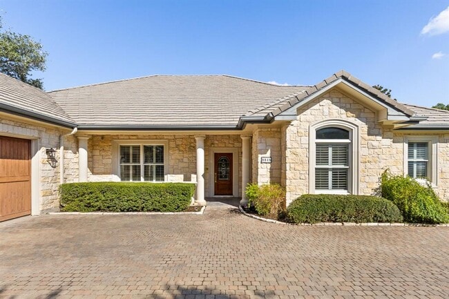 Building Photo - 8848 Chalk Knoll Dr