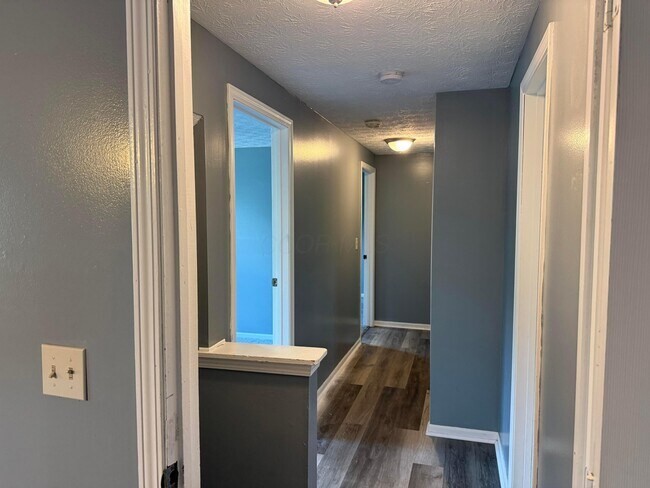 Building Photo - 3114 Strathaven Ct