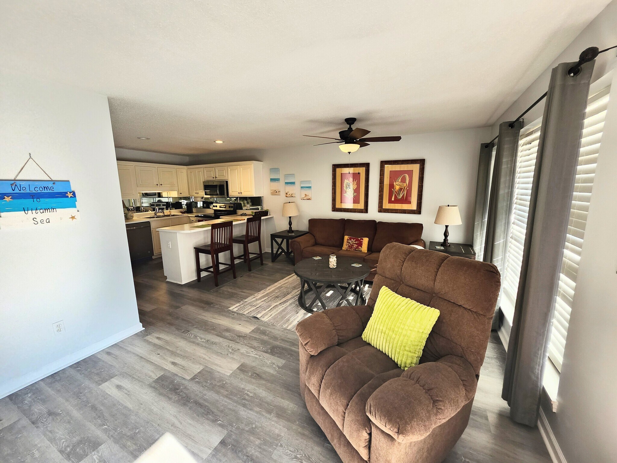 Building Photo - 17462 Front Beach Rd