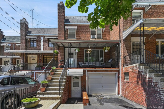 Building Photo - 5823 Fieldston Rd