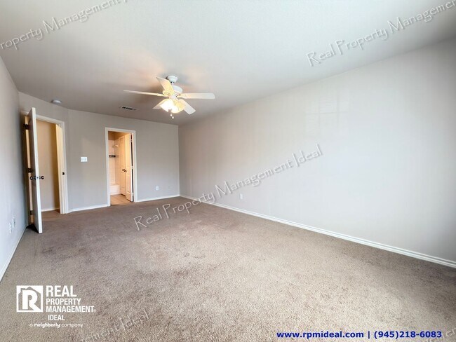 Building Photo - 916 Parkplace Ridge